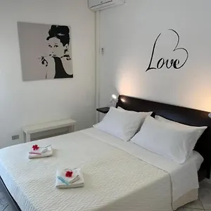 The Airport House Appartamento Aeroporto di Catania Fontana Rossa